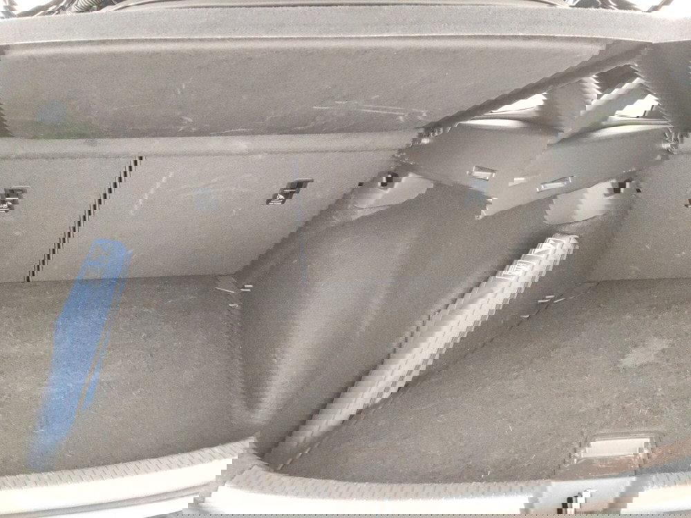 Volkswagen Taigo usata a Massa-Carrara (16)