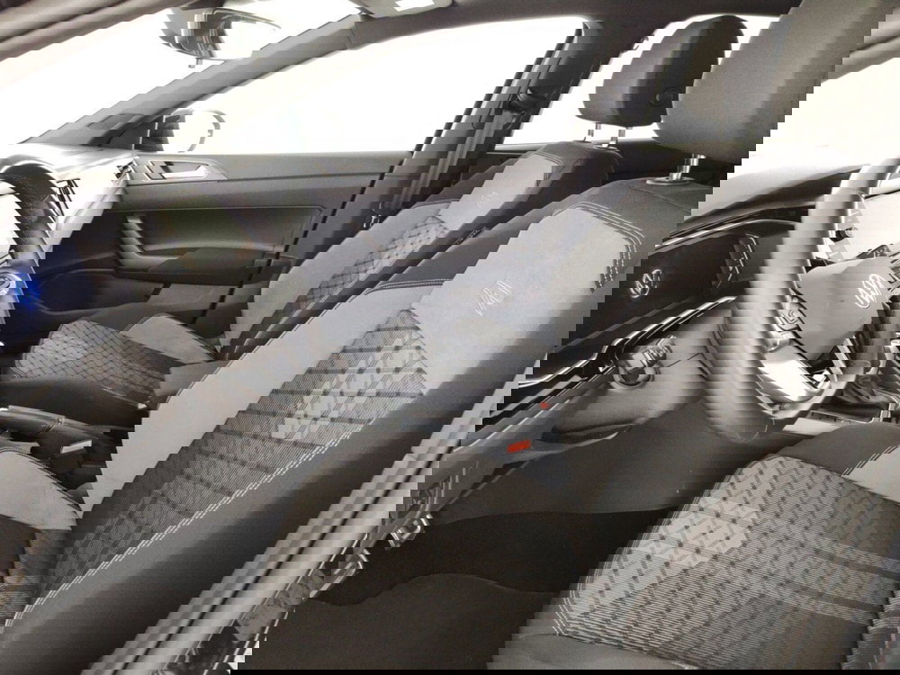 Volkswagen Taigo usata a Massa-Carrara (7)