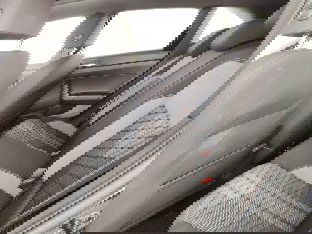 Volkswagen Taigo usata a Massa-Carrara (11)