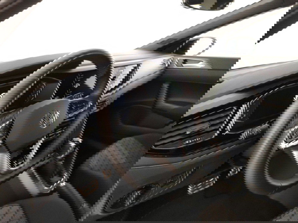 Volkswagen Taigo usata a Massa-Carrara (8)