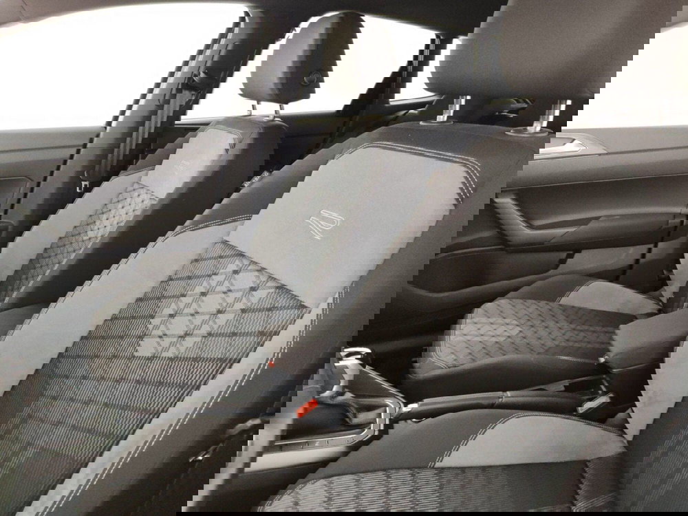 Volkswagen Taigo usata a Massa-Carrara (9)