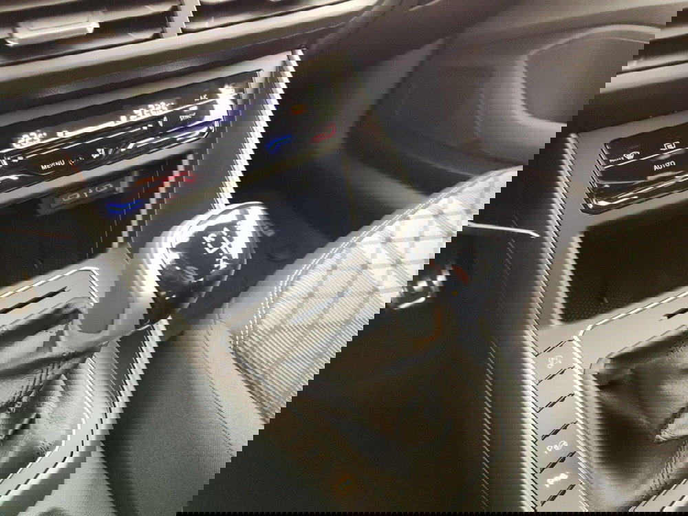 Volkswagen Polo nuova a Massa-Carrara (11)