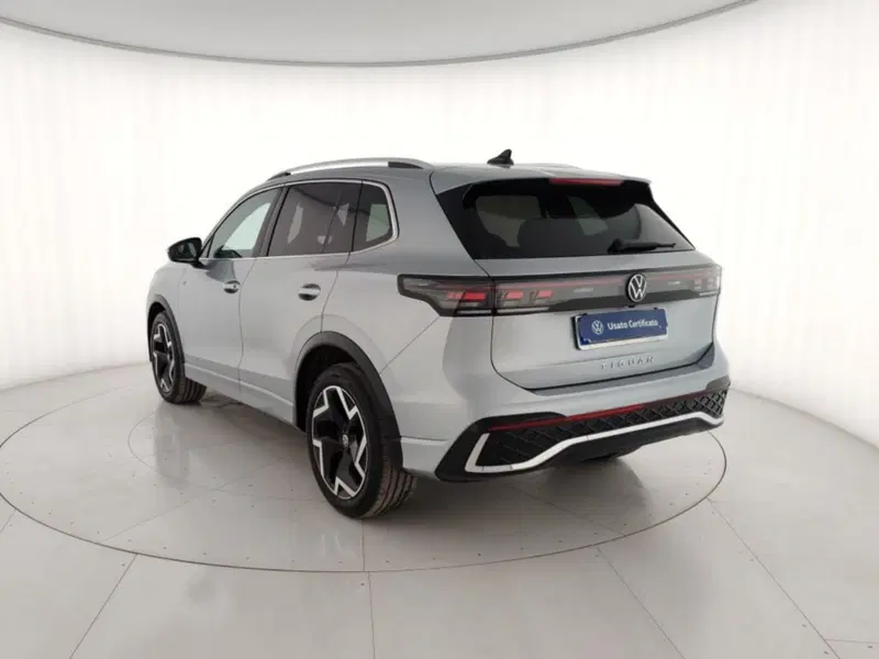 Volkswagen Tiguan usata a Massa-Carrara (2)