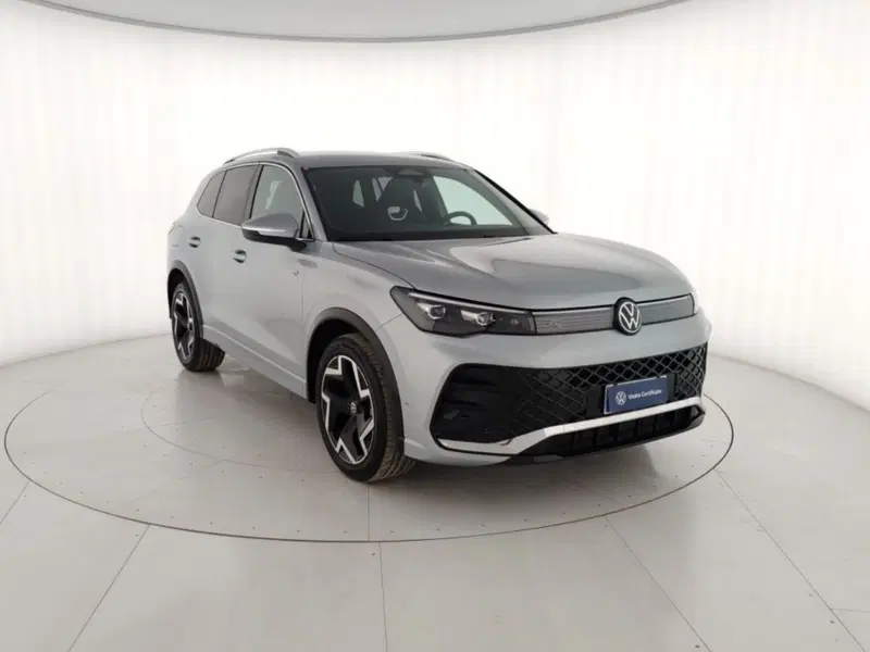 Volkswagen Tiguan usata a Massa-Carrara (4)