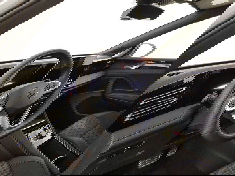 Volkswagen Tiguan usata a Massa-Carrara (8)