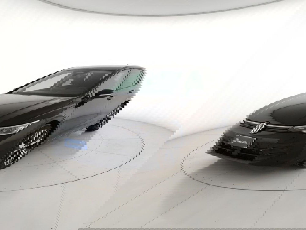 Volkswagen Golf usata a Massa-Carrara