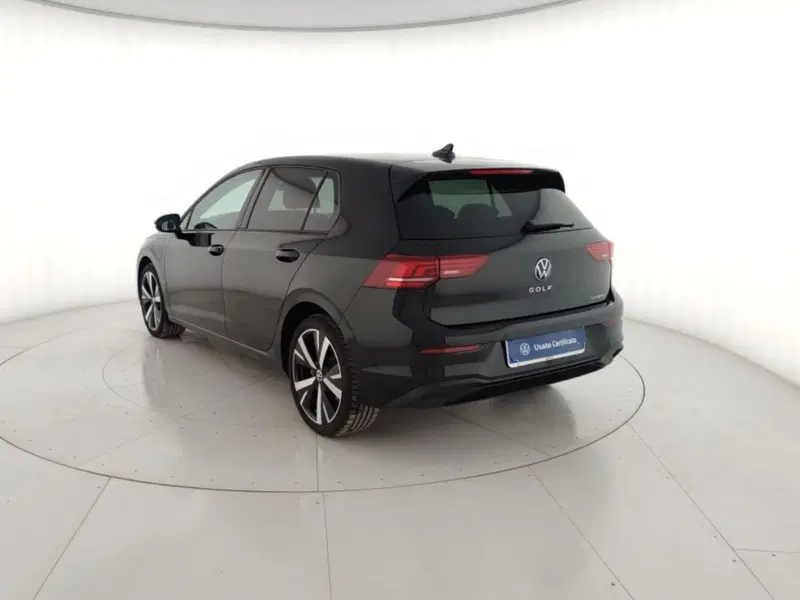 Volkswagen Golf usata a Massa-Carrara (3)