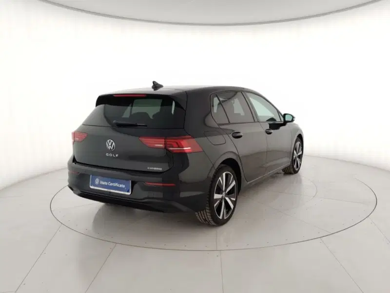 Volkswagen Golf usata a Massa-Carrara (4)