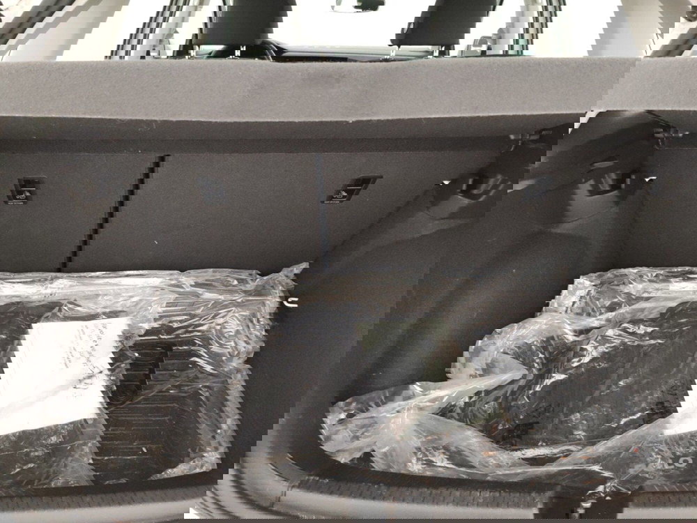 Volkswagen Polo usata a Massa-Carrara (15)