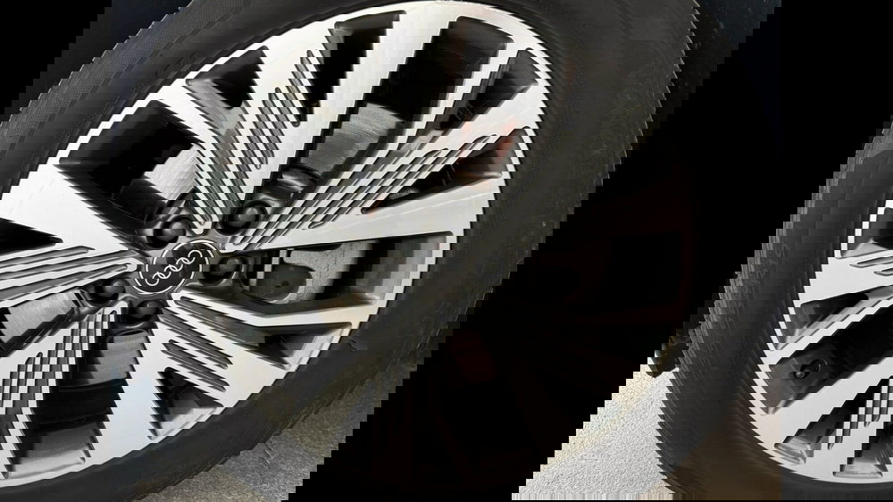 Audi Q4 Sportback usata a Palermo (15)