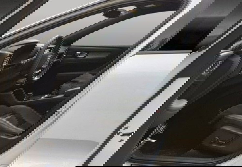 Volvo XC40 usata a Palermo (10)