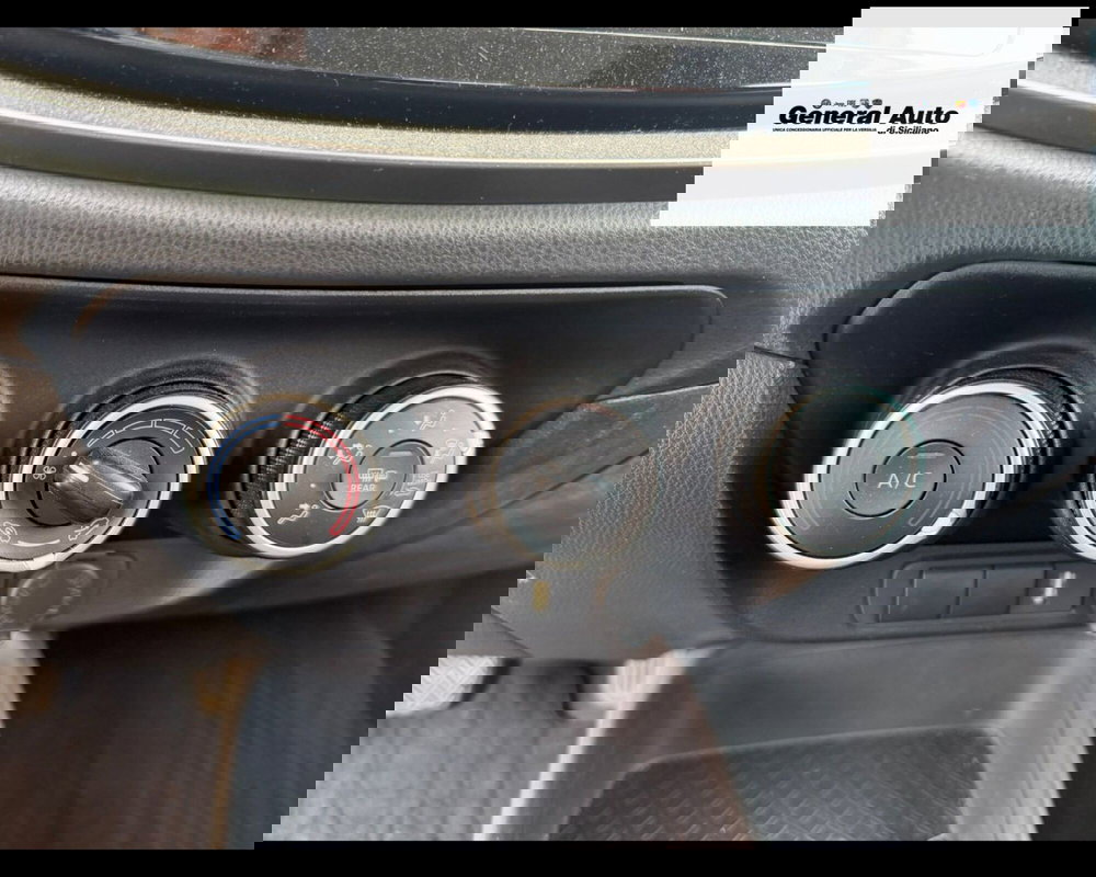 Toyota Aygo X usata a Lucca (17)