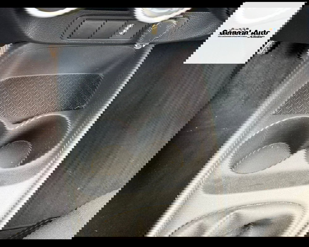 Toyota Aygo X usata a Lucca (18)