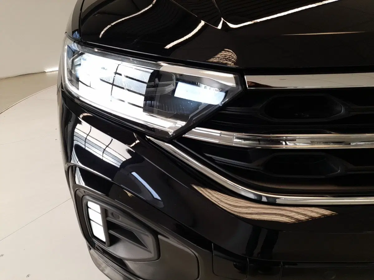 Volkswagen T-Roc usata a Bologna (8)