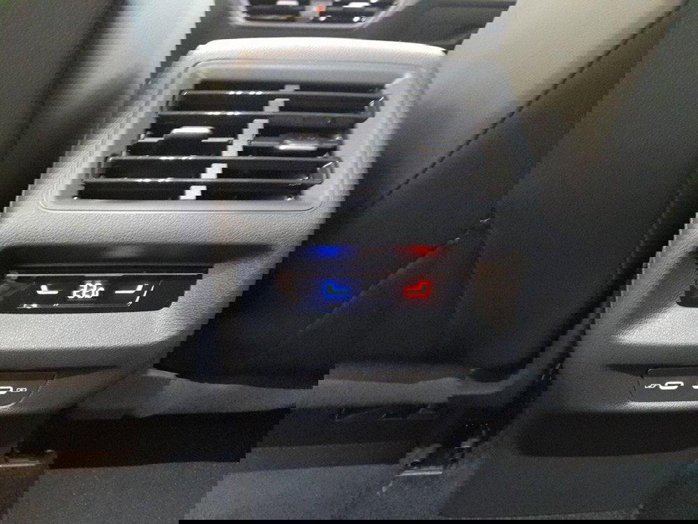 Volkswagen Tiguan nuova a Bologna (16)