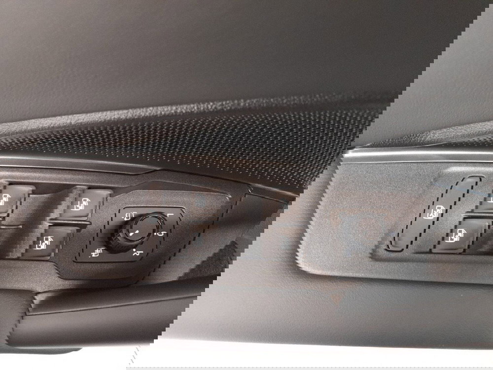 Volkswagen Tiguan nuova a Bologna (9)