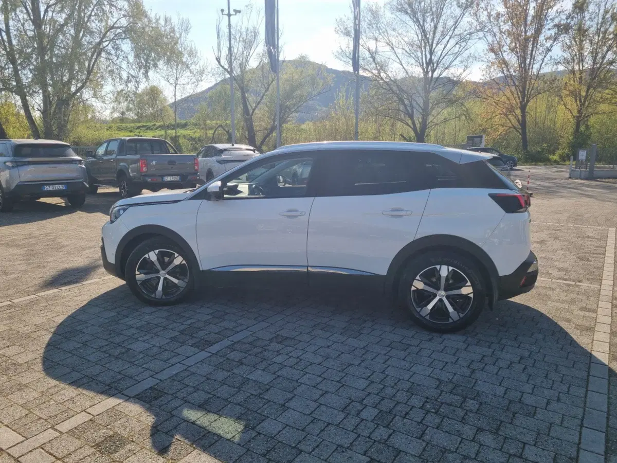 Peugeot 3008 usata a Lucca (5)