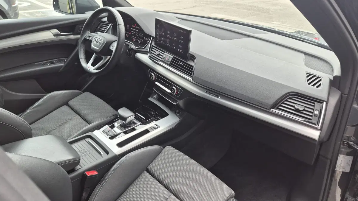 Audi Q4 Sportback usata a Frosinone (12)