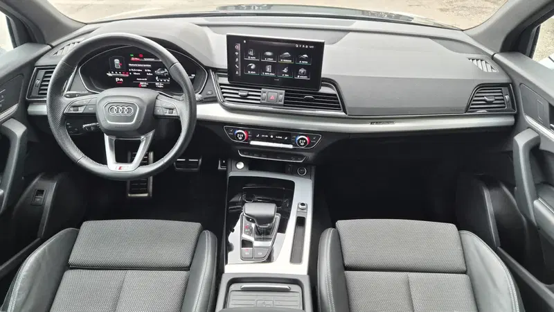 Audi Q4 Sportback usata a Frosinone (13)