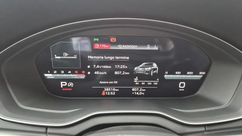 Audi Q4 Sportback usata a Frosinone (16)