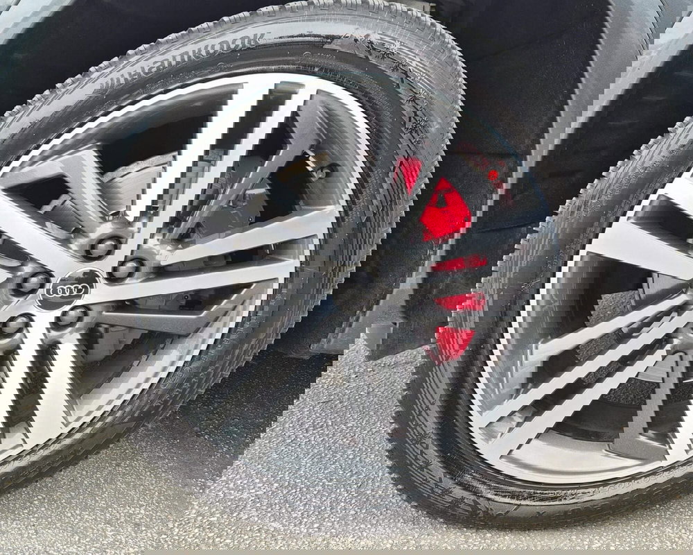 Audi Q4 Sportback usata a Frosinone (18)