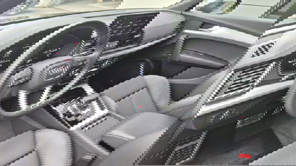 Audi Q4 Sportback usata a Frosinone (7)