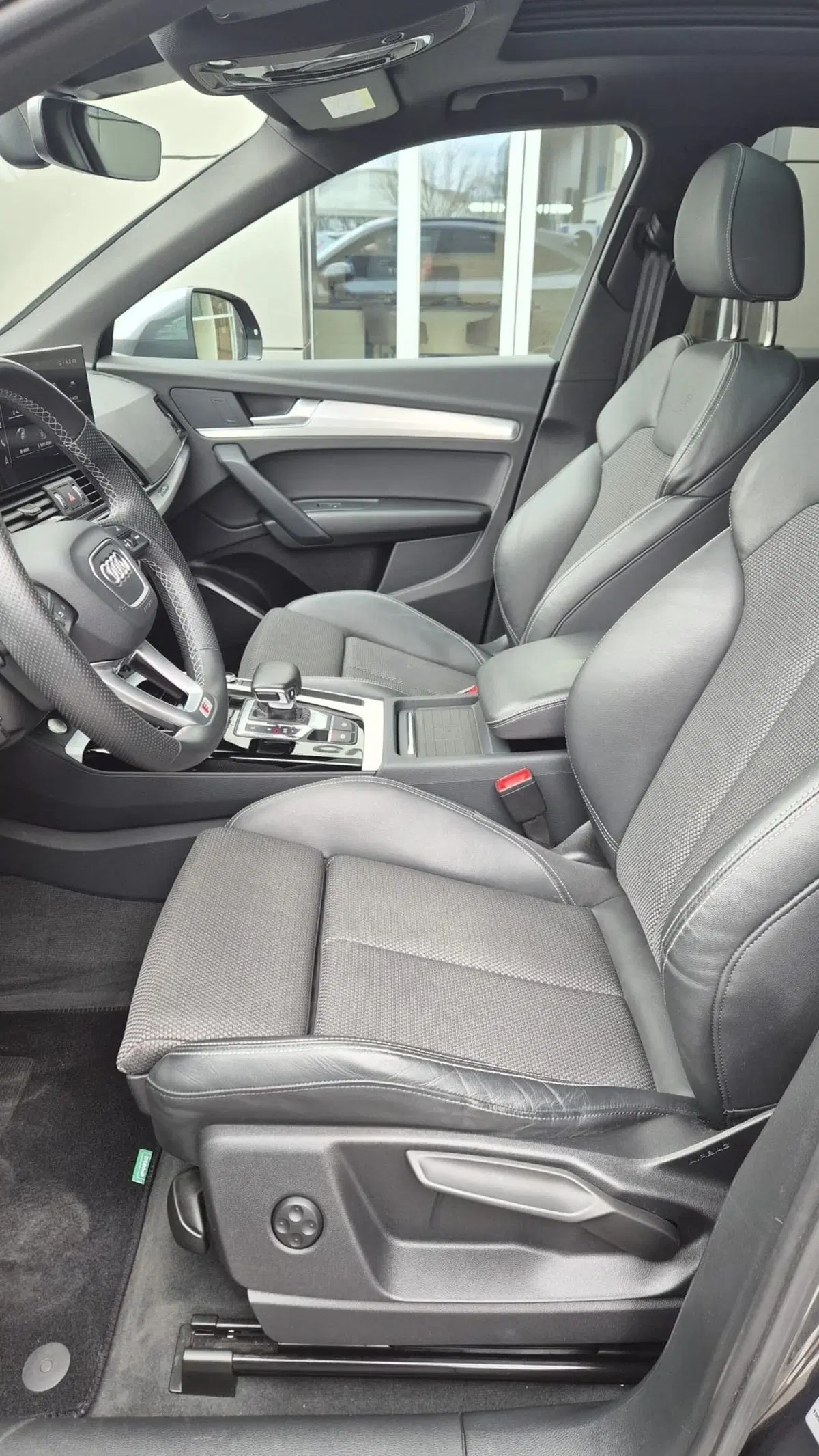 Audi Q4 Sportback usata a Frosinone (9)