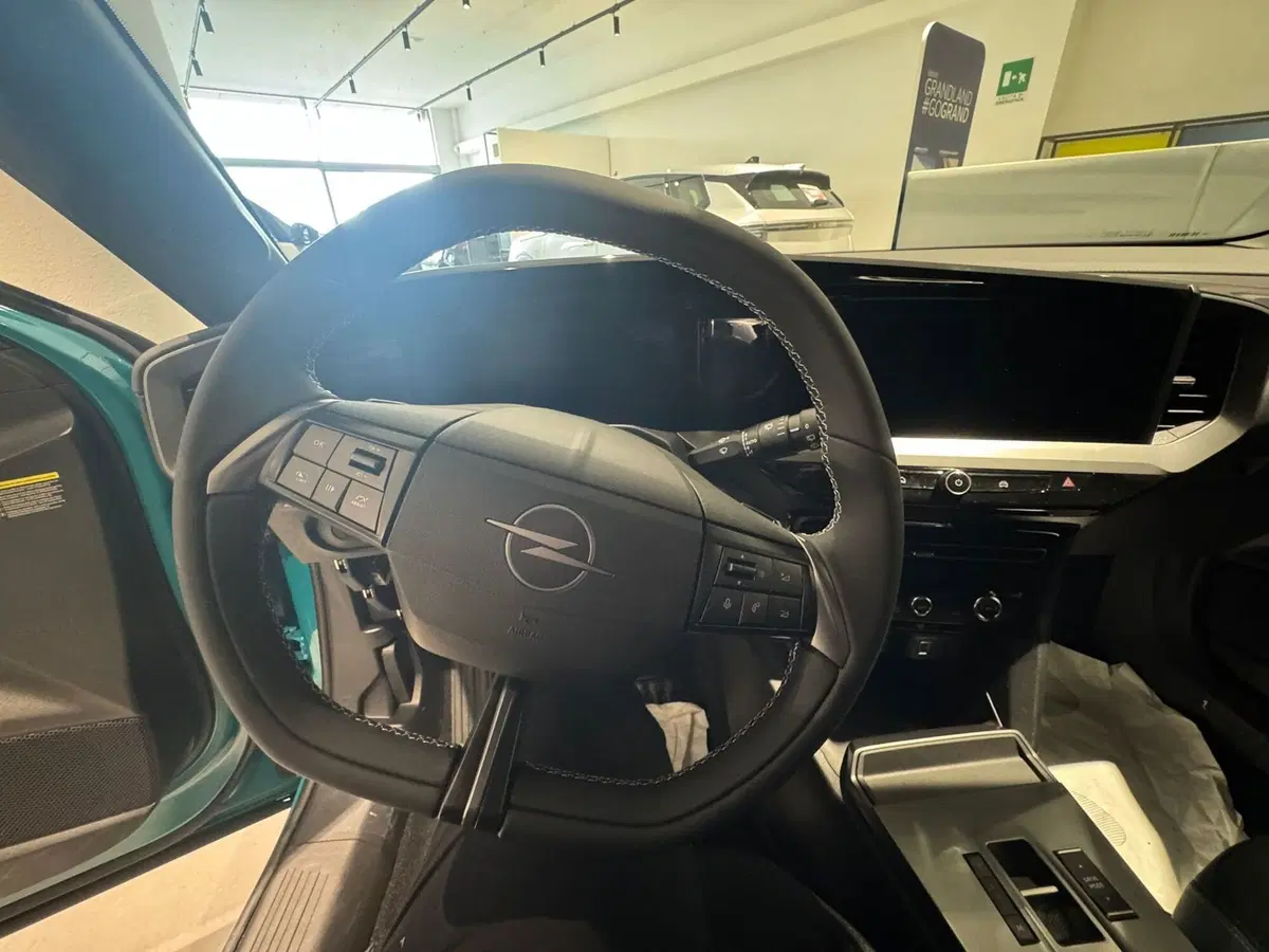Opel Mokka nuova a Frosinone (12)