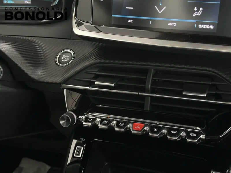 Peugeot 208 nuova a Brescia (11)