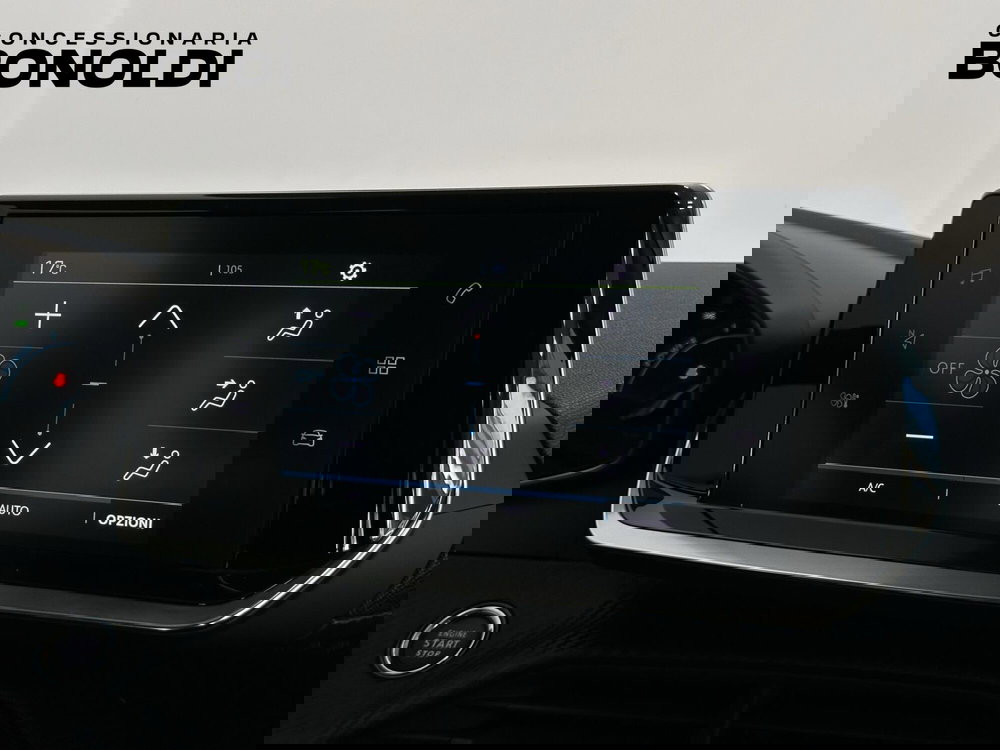 Peugeot 208 nuova a Brescia (12)