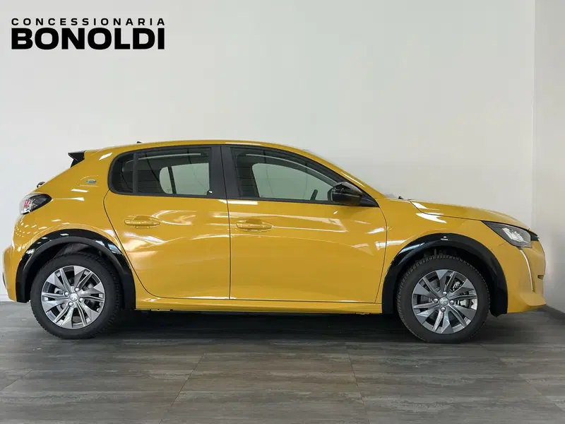 Peugeot 208 nuova a Brescia (18)