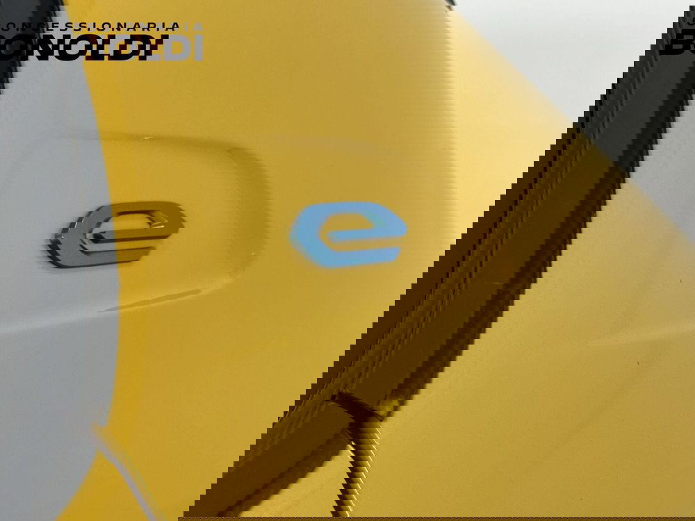 Peugeot 208 nuova a Brescia (4)