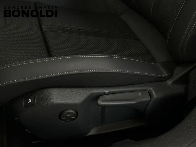 Peugeot 508 SW usata a Brescia (8)