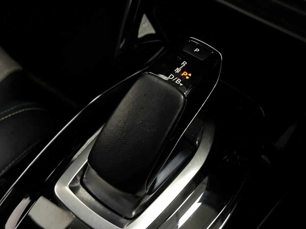 Peugeot 2008 usata a Brescia (20)