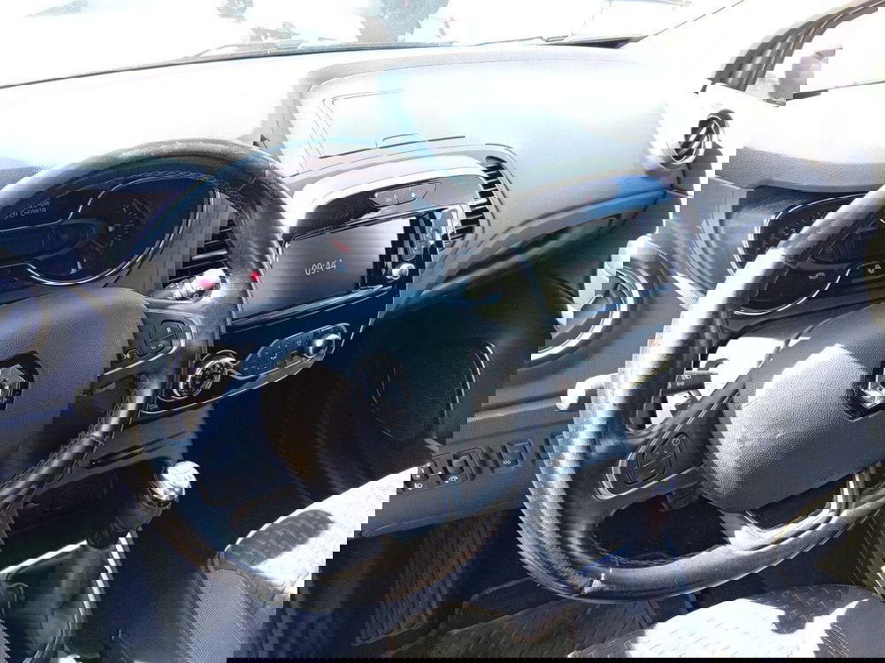 Renault Captur nuova a Catania (15)