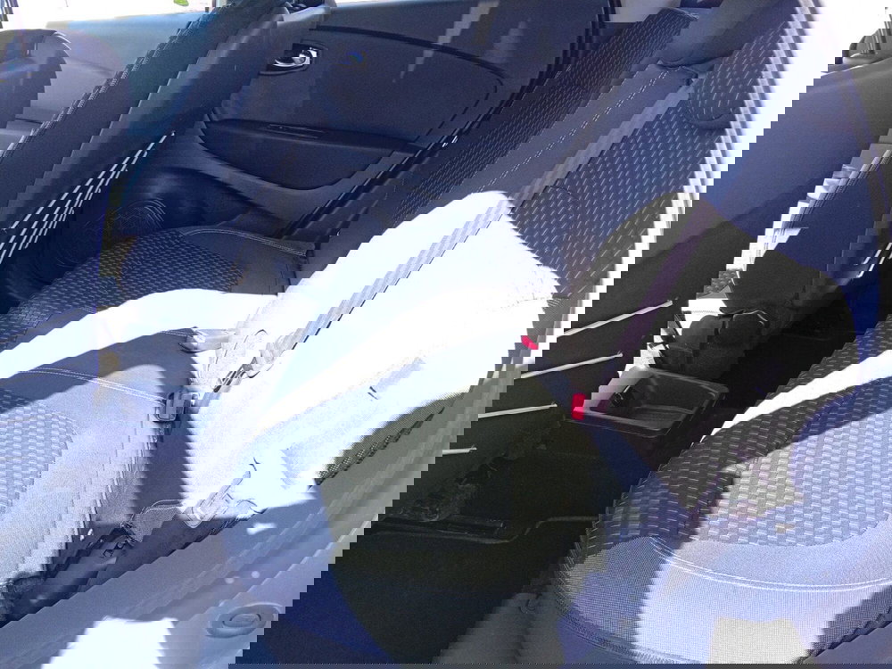 Renault Captur nuova a Catania (16)