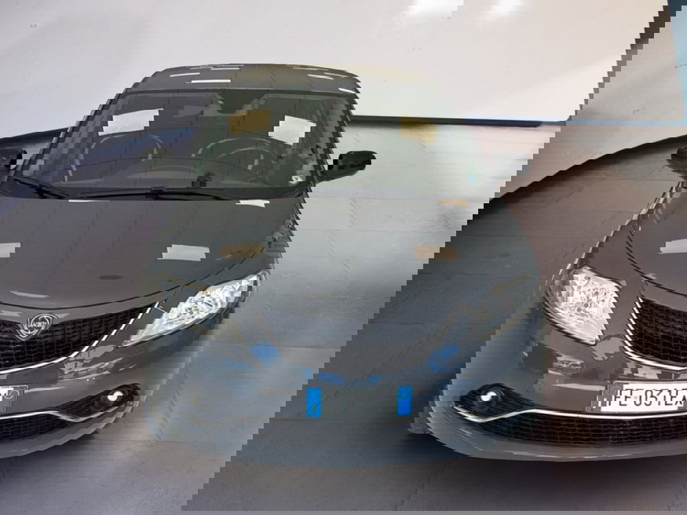 Lancia Ypsilon usata a Arezzo (5)