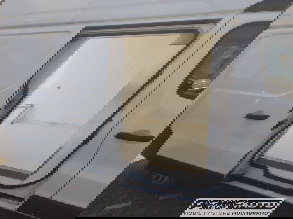 Renault Trafic Furgone usata a Parma (12)