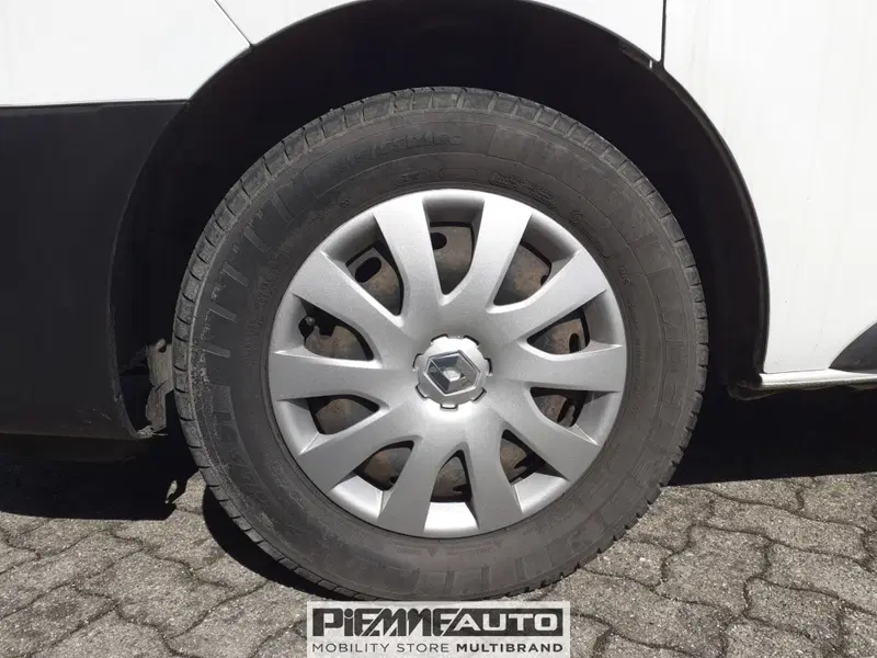 Renault Trafic Furgone usata a Parma (19)