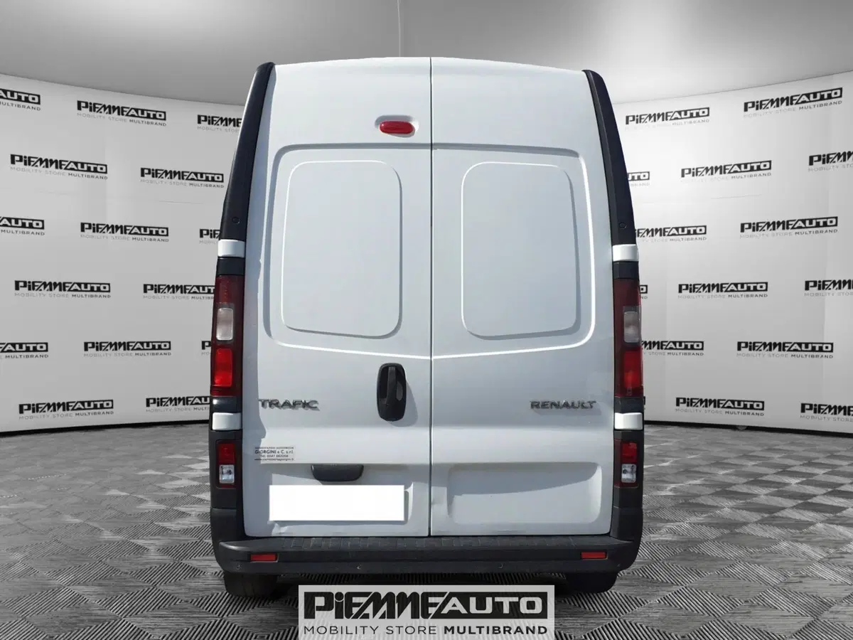 Renault Trafic Furgone usata a Parma (4)