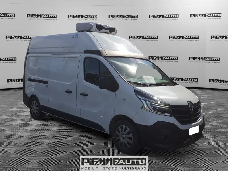 Renault Trafic Furgone usata a Parma (8)