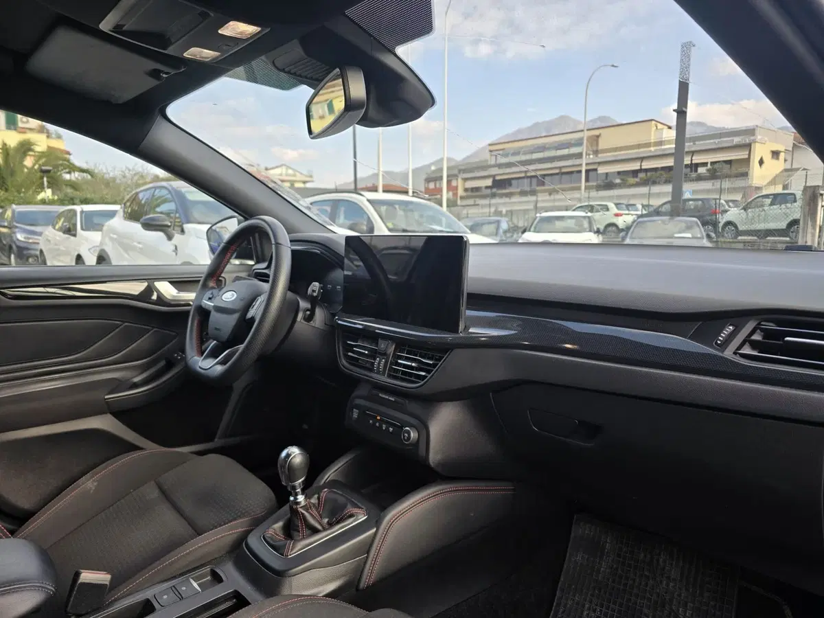 Ford Focus usata a Massa-Carrara (19)