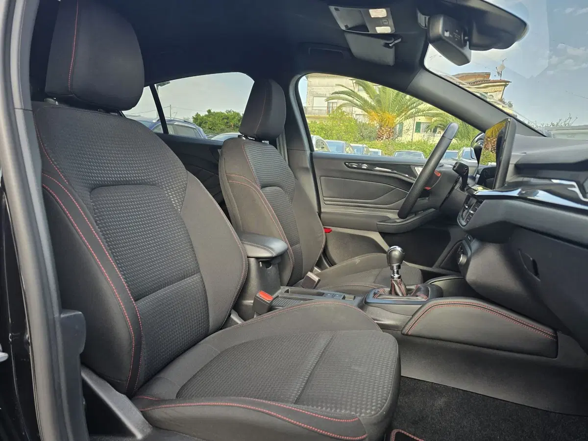Ford Focus usata a Massa-Carrara (5)