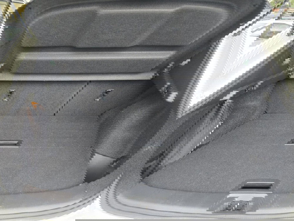 Nissan Qashqai usata a Massa-Carrara (10)