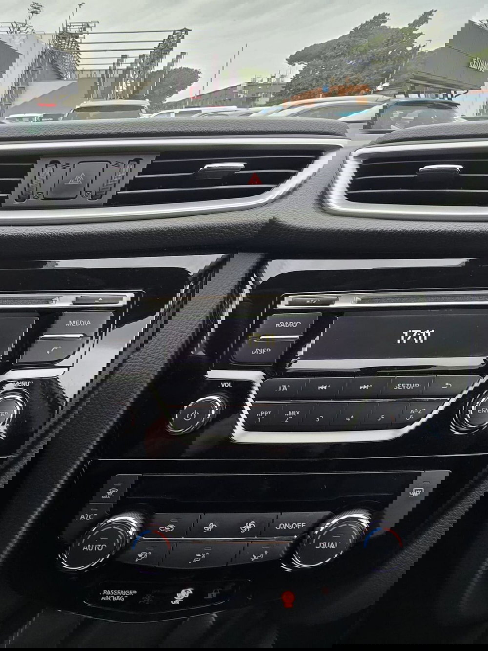 Nissan Qashqai usata a Massa-Carrara (14)