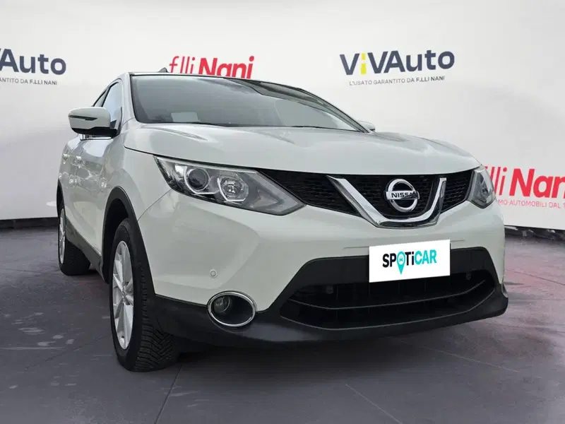 Nissan Qashqai usata a Massa-Carrara (17)