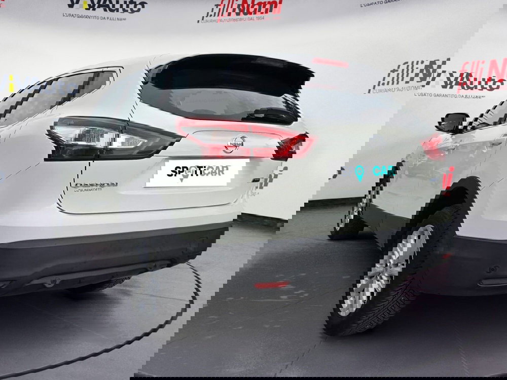 Nissan Qashqai usata a Massa-Carrara (18)