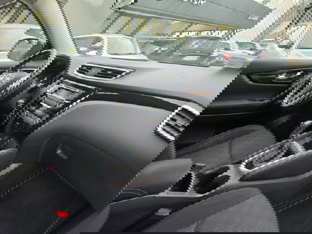 Nissan Qashqai usata a Massa-Carrara (19)