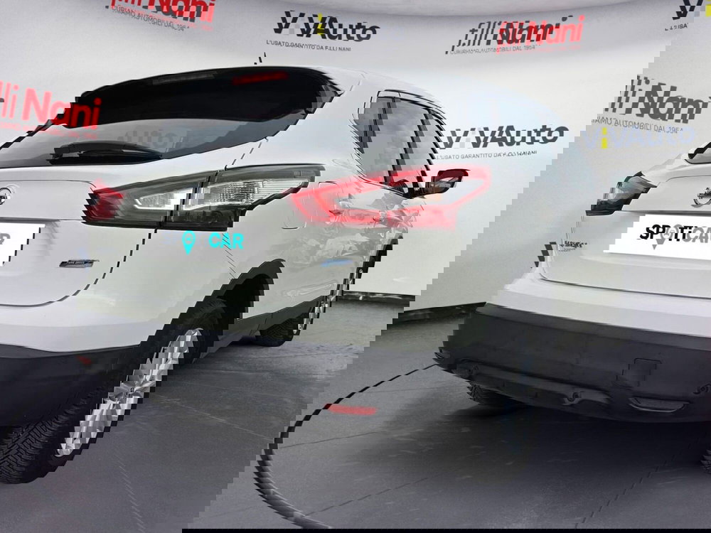 Nissan Qashqai usata a Massa-Carrara (2)