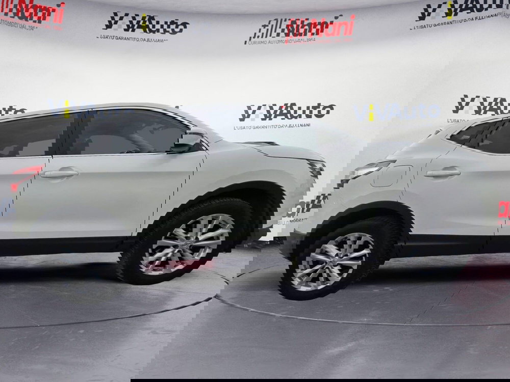 Nissan Qashqai usata a Massa-Carrara (7)
